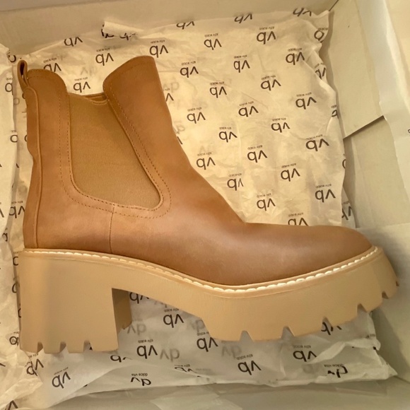 DV Dolce Vita Women’s Tobias Ankle Boot Size 10 NWT - Picture 11 of 15